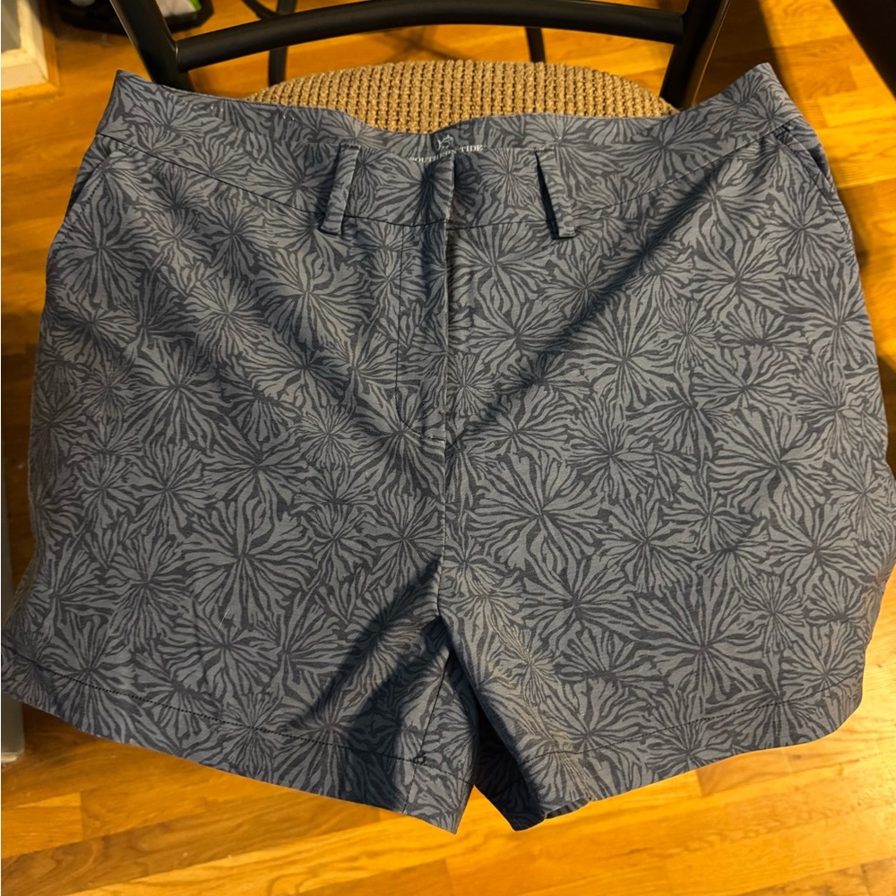 Women’s Southern Tide Blue Shorts Sz 14